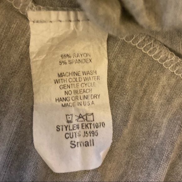 𝅺EGS California Lace Gray with Cream Sleeves Top S - Picture 8 of 8